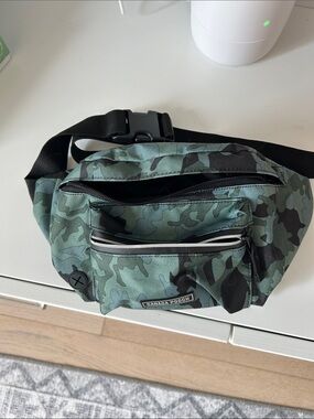 Canada pooch Dog training Fanny pack